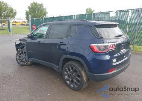 2021 Jeep Compass 80Th Anniversary 4X4 from USA, damaged, VIN 3C4NJDEB5MT520949